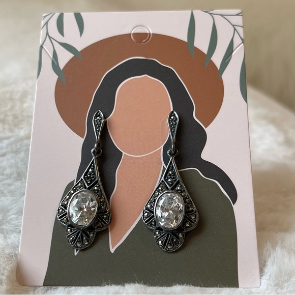 .925 STERLING|SIGNED KG|Marcasite Clear Crystal Center Stone Drop Earrings|VTG - Picture 9 of 9